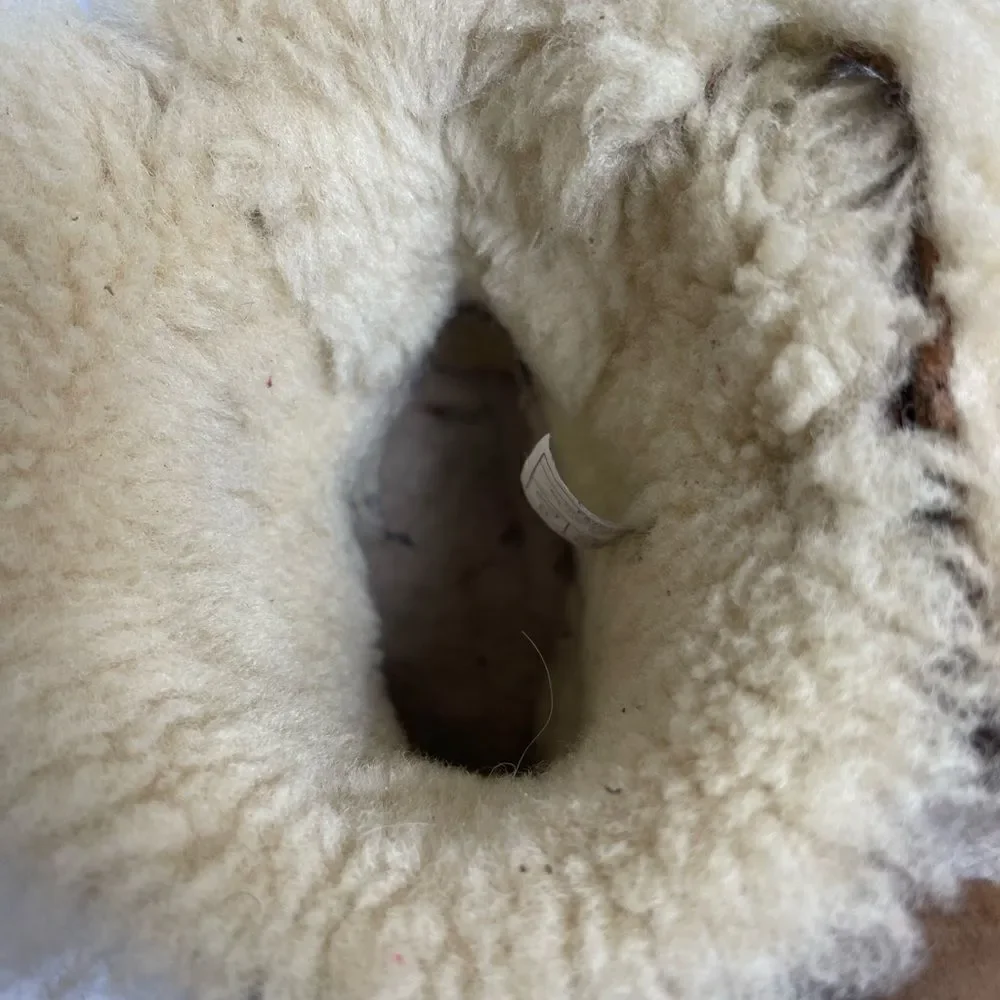 UGG kids aerin